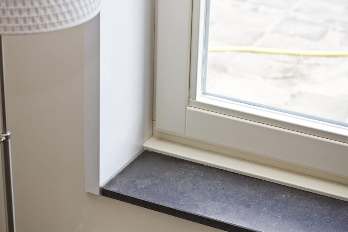 PVC vensterbank | 30 cm x 150 cm | walnoot | vensterbank | voor binnen | vensterbank binnen | per meter | woonkamer | decoratie | kunststof PVC vensterbank | 30 cm x 150 cm | walnoot | vensterbank | voor binnen | vensterbank binnen | per meter | woonkamer | decoratie | kunststof
